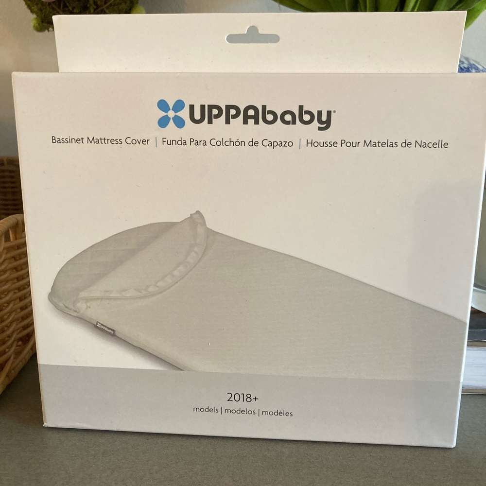 Uppababy bassinet mattress cover